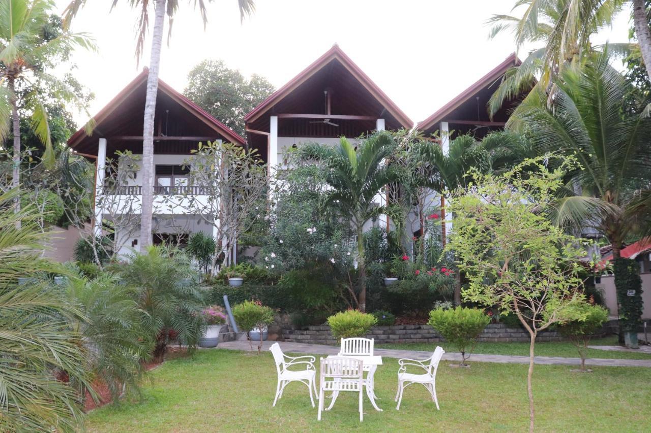 Goyambokka Guesthouse Tangalle Exterior foto